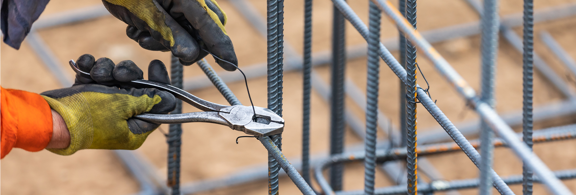 Guide to Different Types of Steel Reinforcement Bars Used in Construction