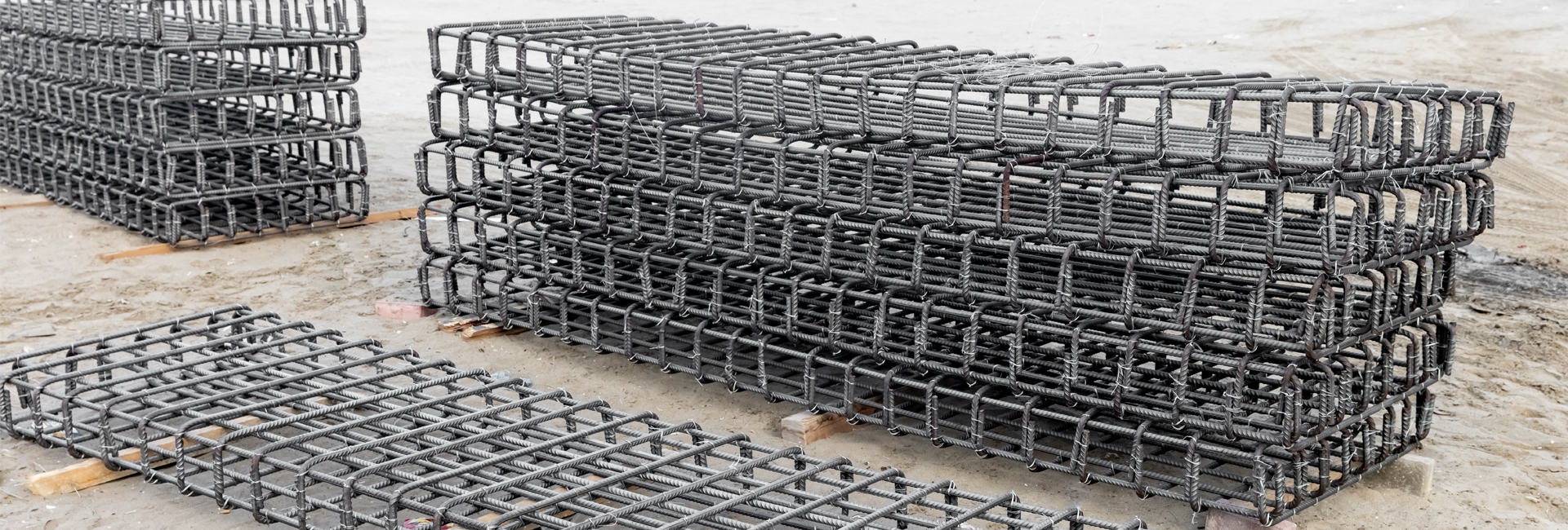 Guide to Different Types of Steel Reinforcement Bars Used in Construction